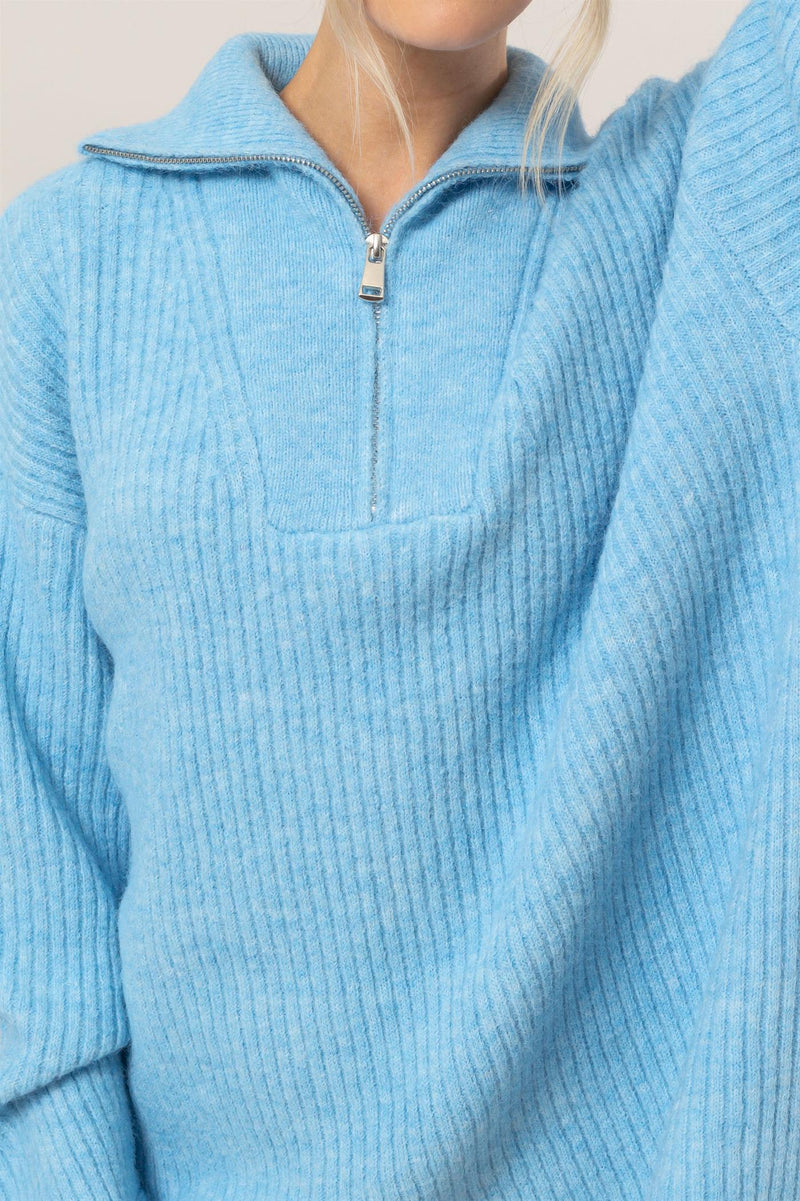 BLUE SWEATER HALF zip pullover