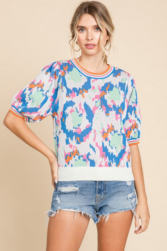 Jodifl Blue and off white multicolor geometric print short sleeve knit top