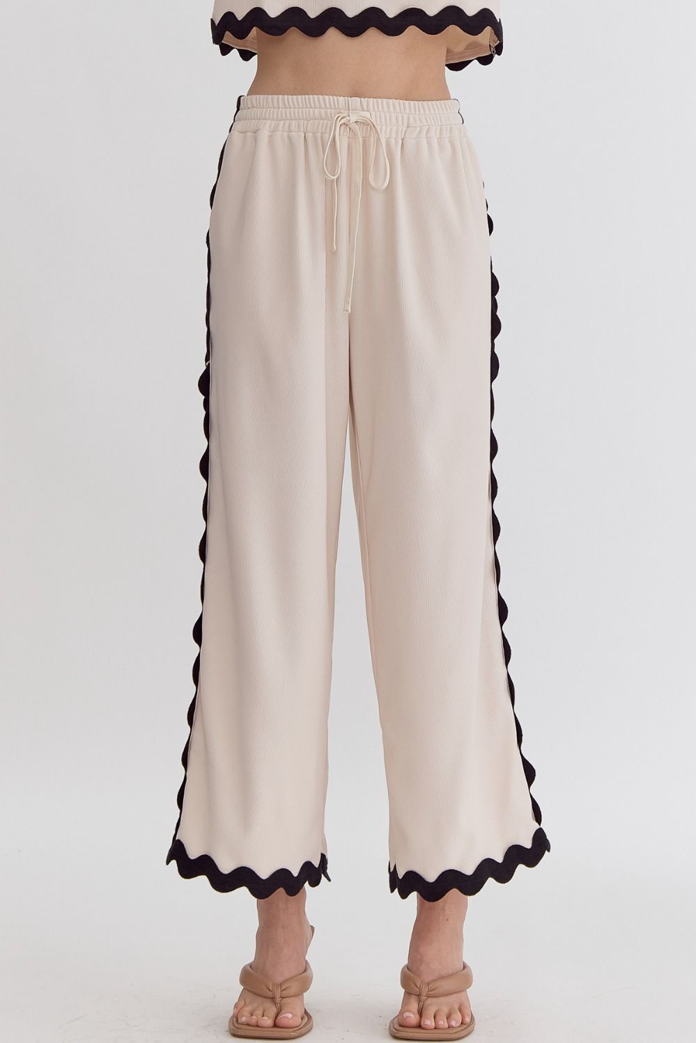 Entro Ecru ribbed knit wide leg pants with black scalloped piping ric rac trim