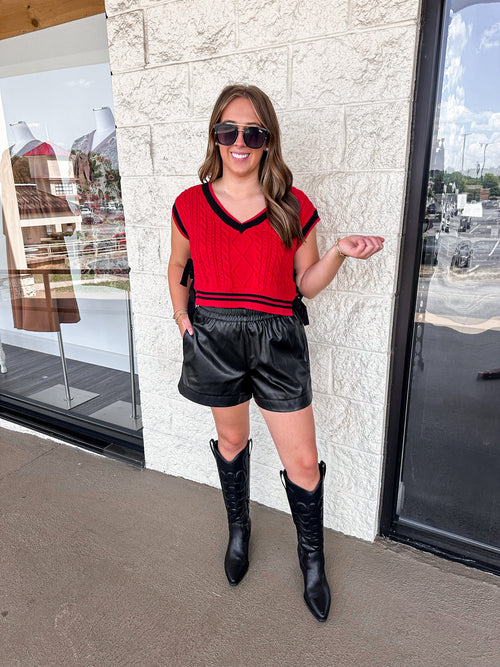 red black trim cropped sweater vest