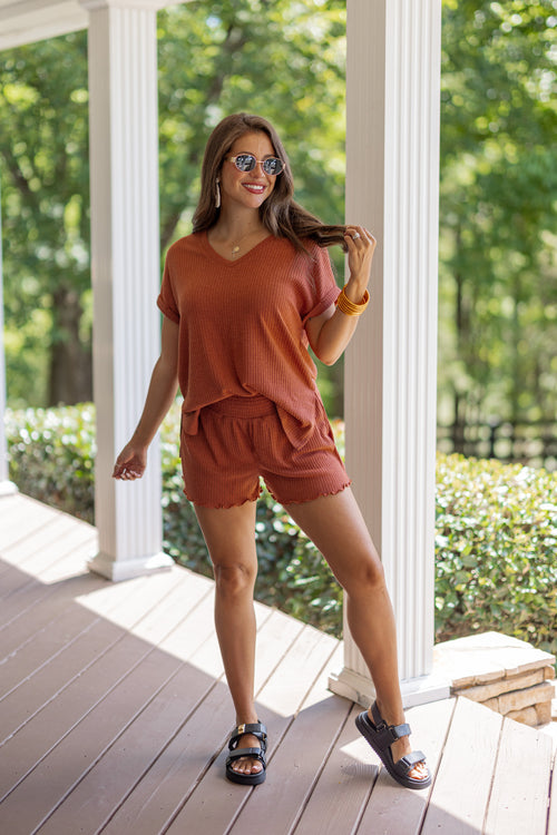 early fall shorts set outfit