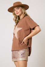 Fantastic Fawn Washed brown tee with mauve studded star